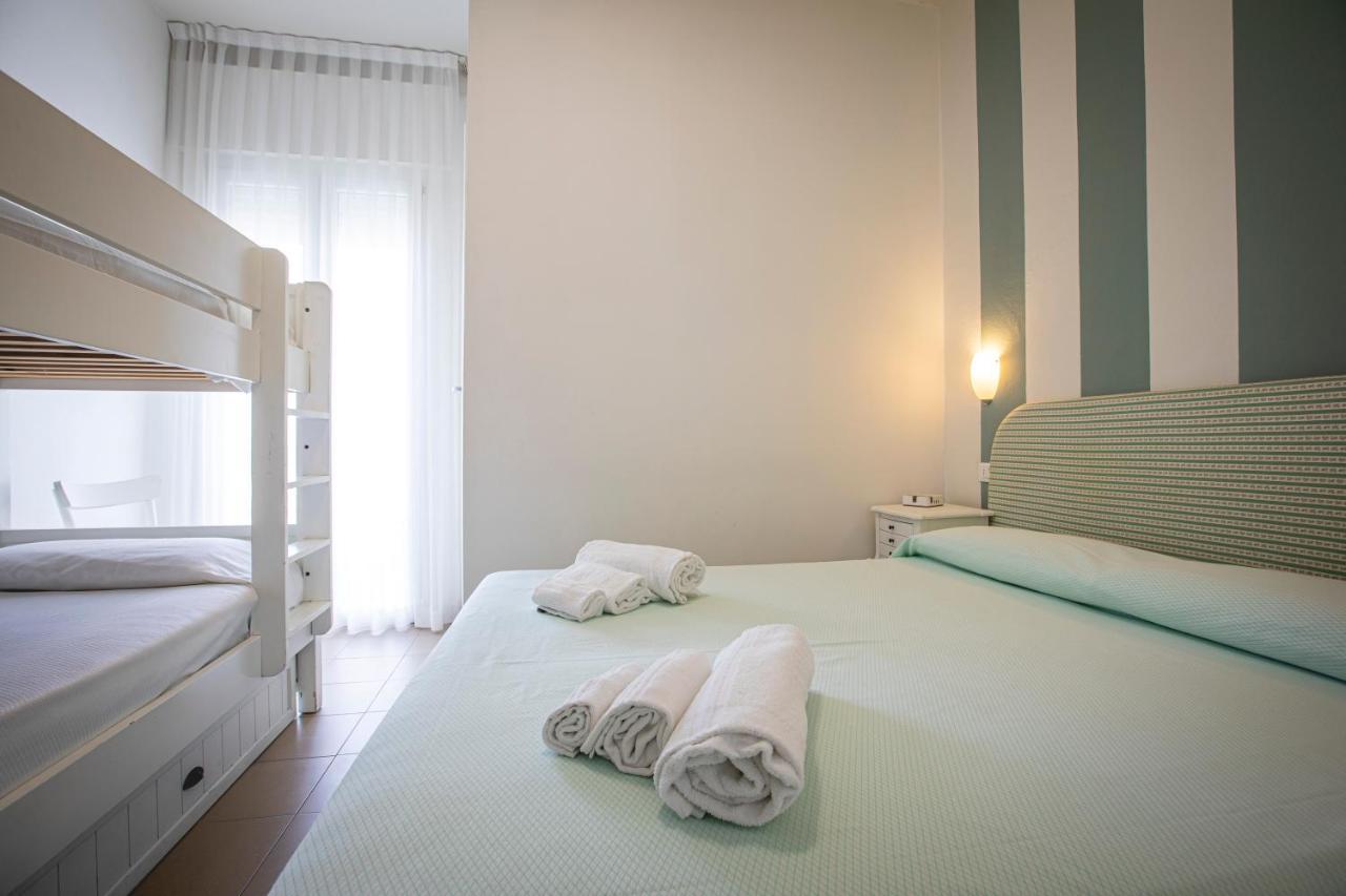Hotel Ronchi Cervia Eksteriør billede