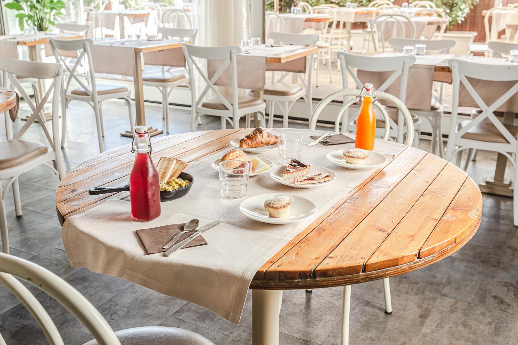 Hotel Ronchi Cervia Eksteriør billede