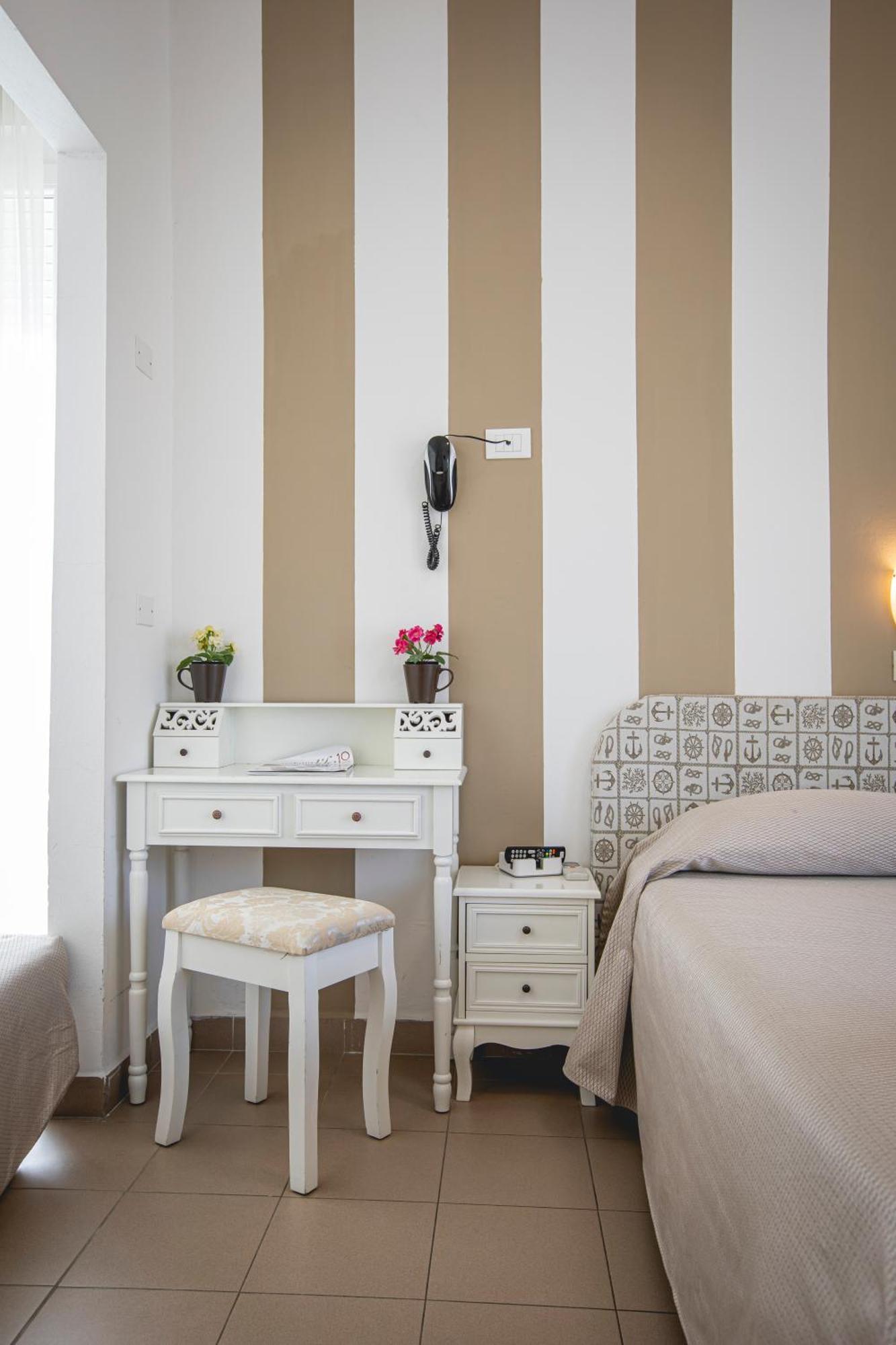 Hotel Ronchi Cervia Eksteriør billede