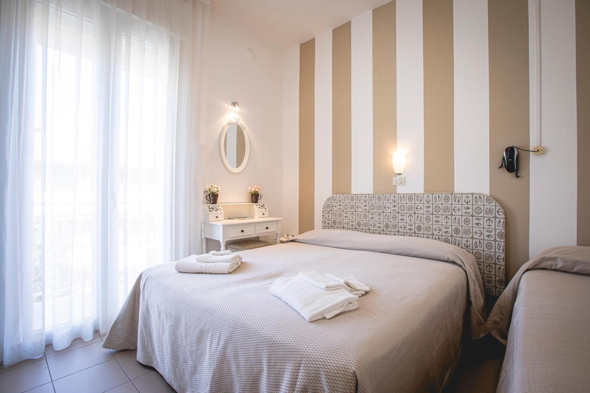 Hotel Ronchi Cervia Eksteriør billede